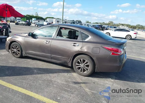 2015 Nissan Altima 2.5 S из США, поврежденный, VIN 1N4AL3AP9FN914550